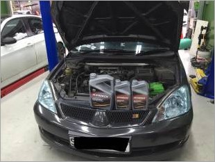 https://www.mycarforum.com/uploads/sgcarstore/data/10/kennol oil_73759_1.jpg